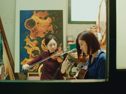 영화 '버텨내고 존재하기'의 한 장면