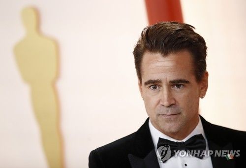 배우 콜린 패럴