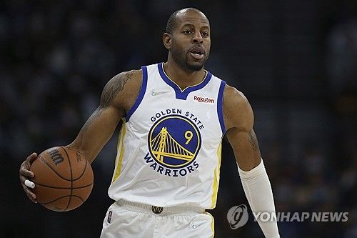 은퇴하는 안드레이 이궈달라 