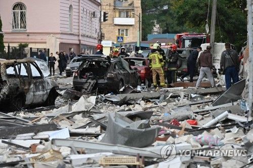 하르키우 미사일 공격으로 최소 16명 부상