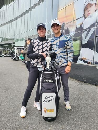 올해 4월 KLPGA 투어 대회에 나왔던 린 그랜트(왼쪽). 