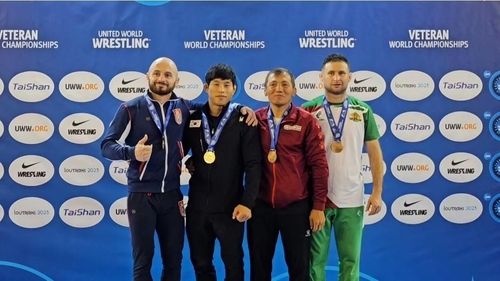 우승한 정지현 이사