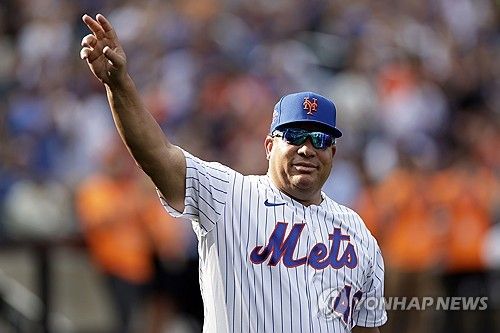 전직 메이저리거 바톨로 콜론