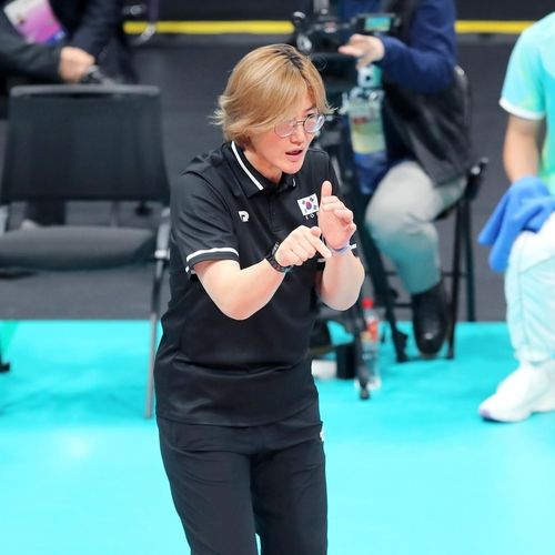 이지현 한국 남자 좌식배구 대표팀 감독