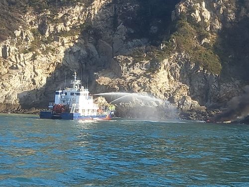 가의도 해상 선박 화재로 출동한 태안 해경