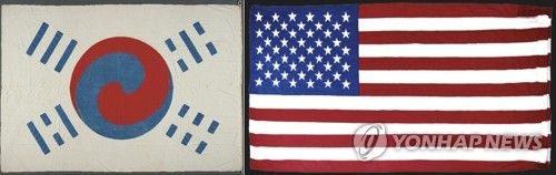 함께 걸린 태극기와 성조기…한미 동맹 70년 역사를 돌아보다