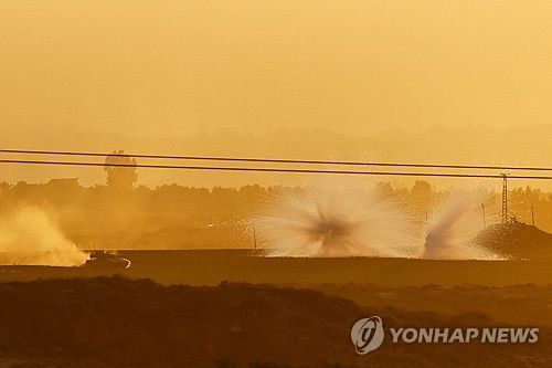 가자지구 내에서 작전중인 이스라엘군 탱크
