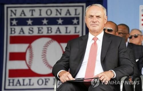 롭 맨프레드 메이저리그 커미셔너