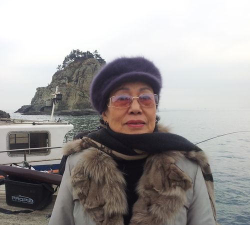 데뷔곡 '한 많은 오륙도' 배경인 오륙도를 찾은 말년의 가수 차은희