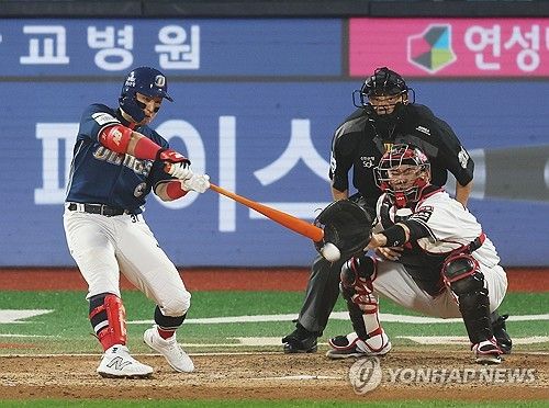 안타 추가하는 손아섭