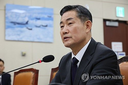답변하는 신원식 국방부 장관 후보자