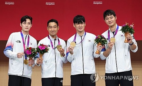 남자 펜싱 사브르 단체 금메달 획득