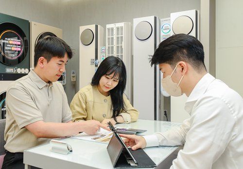 현대백화점 가전 매장 