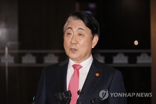 입장 밝히는 이동관 방송통신위원장