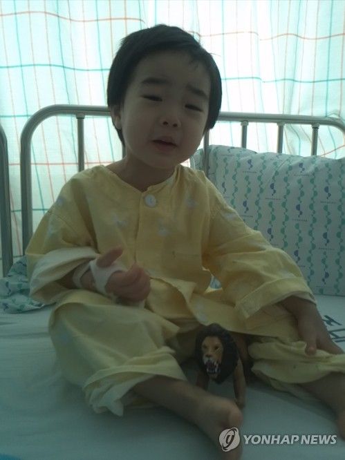 4살 때 1형당뇨병으로 입원한 김미영 대표 아들 정소명 군