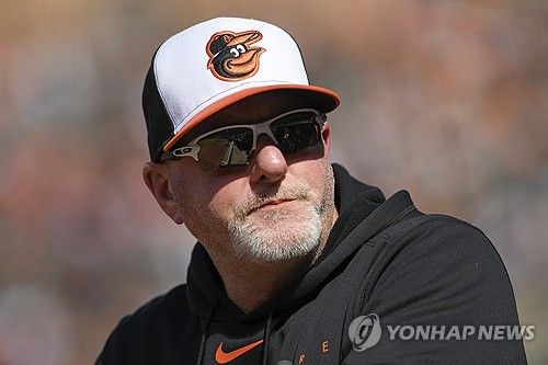 MLB 아메리칸 리그 올해의 감독상을 받은 브랜던 하이드 볼티모어 감독