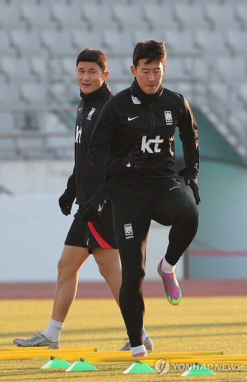 김민재 '흥민이형, 좀 하네'