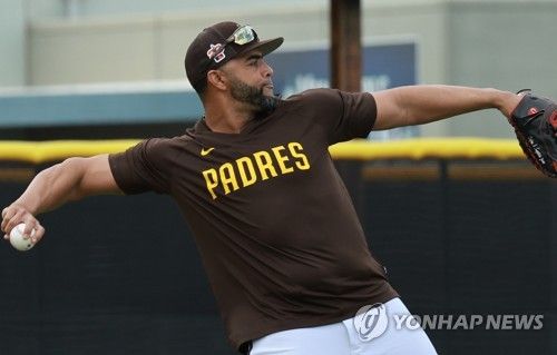 샌디에이고 1년 계약, 베테랑 넬슨 크루스