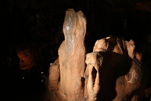 울진 성류굴에 새겨진 '신유년'