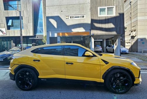 람보르기니 우루스 퍼포만테