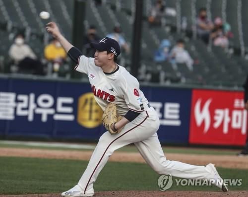 롯데에서 방출된 문경찬