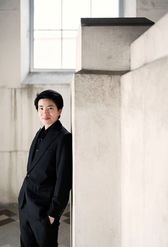 피아니스트 킷 암스트롱