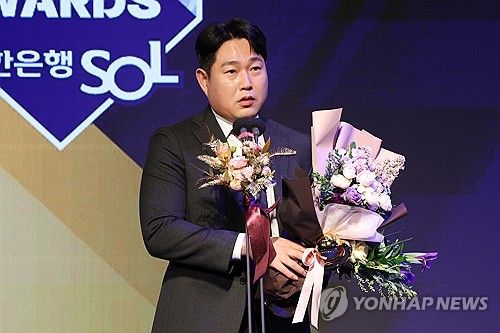 수비상 수상한 포수 양의지