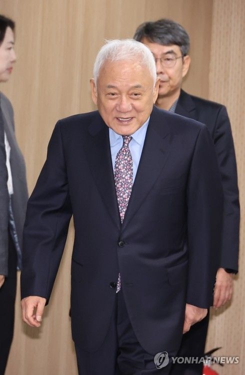 김한길 국민통합위원장