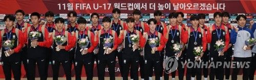 '아시안컵 준우승의 얼굴들'