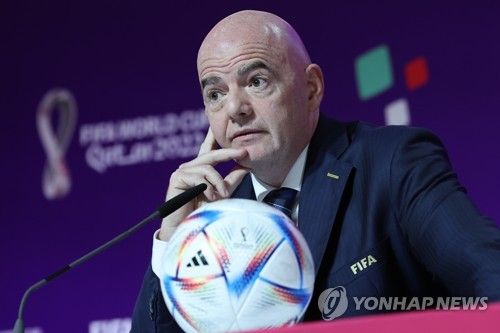 인판티노 FIFA 회장 기자회견