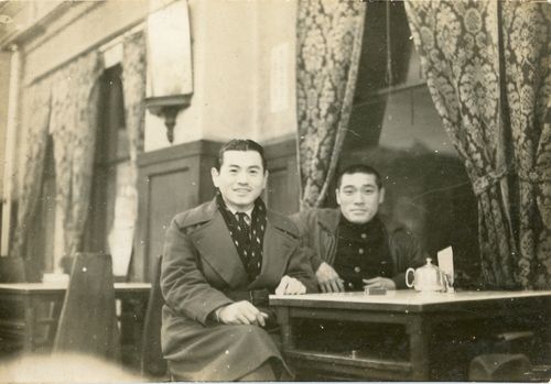 김학성 촬영감독(왼쪽)과 손기정 선수