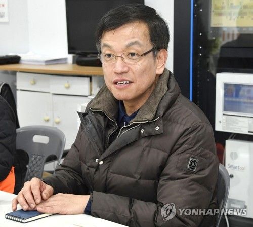 최상목 경제부총리 후보자, 독립문 영천시장 방문