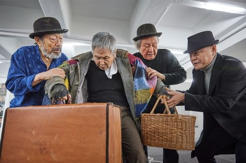 연극 '고도를 기다리며' 연습사진