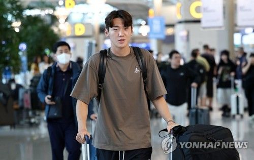 김지수, EPL 진출 위해 출국