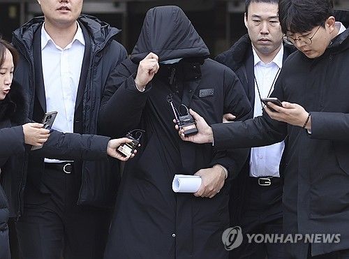 '압구정 롤스로이스' 마약 처방 의사, 영장심사