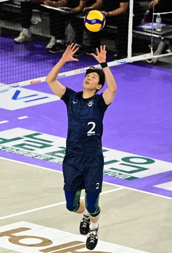 세트 올리는 한선수