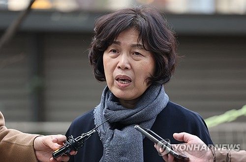 답변하는 강정애 보훈부 장관 후보자