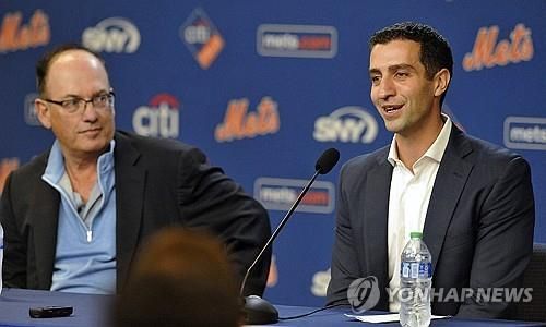 스티브 코언(왼쪽) 구단주 데이비드 스턴스 뉴욕 메츠 사장