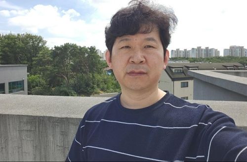 23년간 초미니 종이학 접은 임원빈씨 