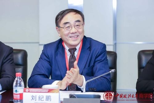 중국 저명 금융학자 류지펑