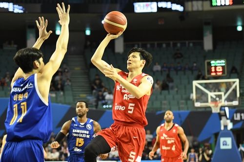 19일 삼성전에서 슛을 시도하는 SK 김선형