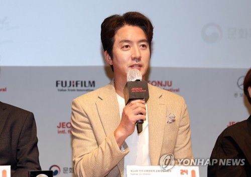 인사말하는 정준호 집행위원장