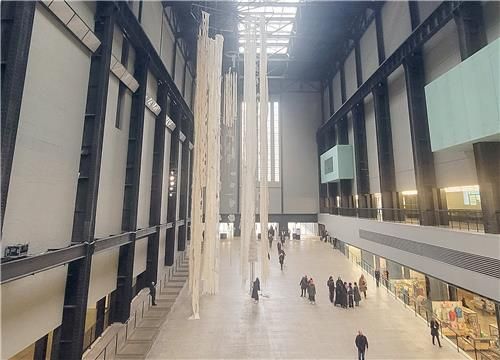 기존 구조 최대한 살린 테이트 모던 미술관 내부 모습