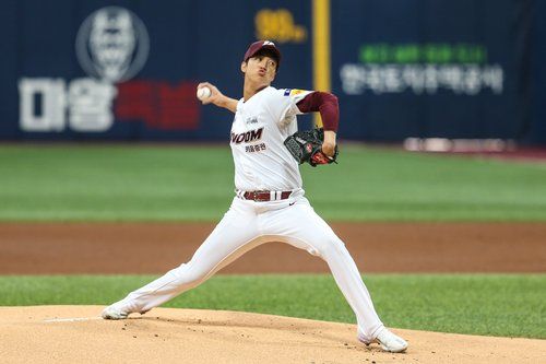 키움 안우진, '12K' 개막전 최다 탈삼진 신기록