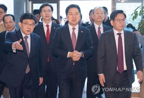 김기현 대표, 박정희대통령기념관 방문