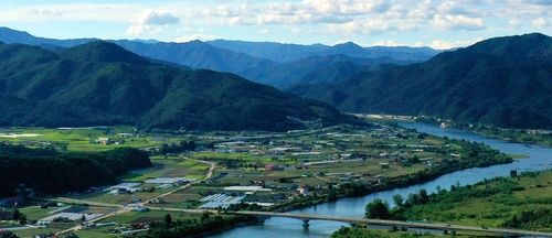 강 따라 늘어선 춘천 서면 