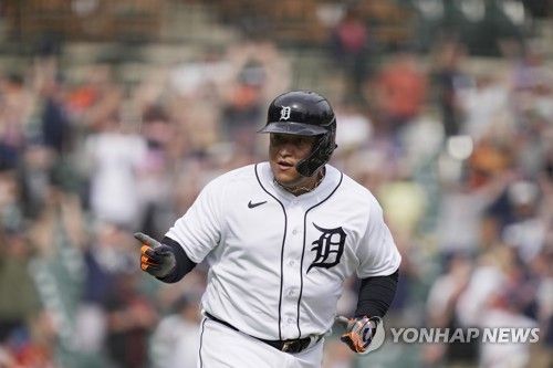 대타 끝내기 안타 카브레라 '내가 끝냈어' 