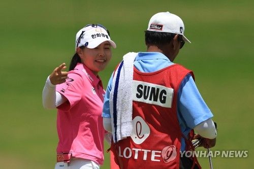 최종 라운드 5번 홀에서 성유진의 모습