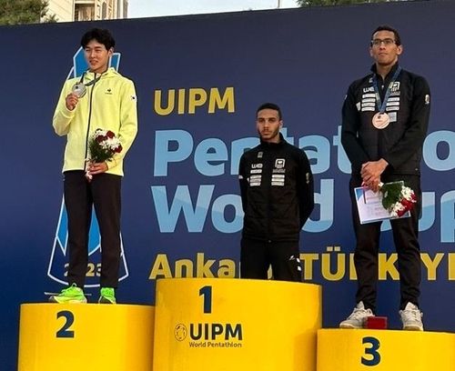 은메달 목에 건 전웅태(왼쪽)