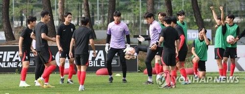 U-20 월드컵 앞두고 훈련하는 축구대표팀